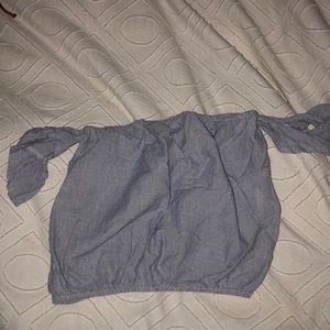 Brandy Melville off the shoulder cropped top